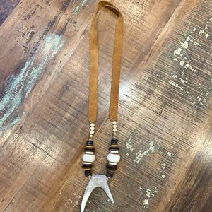 🌾 Antler Pendant Necklace